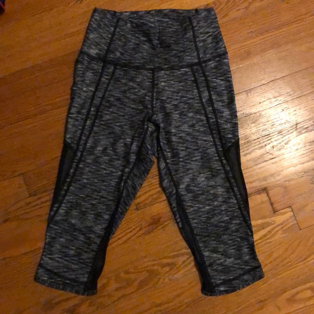 Lululemon cropped leggings